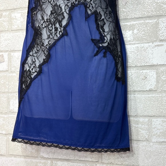 Vtg 90s  Fredericks Hollywood Sheer Lace‎ Chemise Slip Dress Large (Fits S) Vamp - Picture 8 of 11